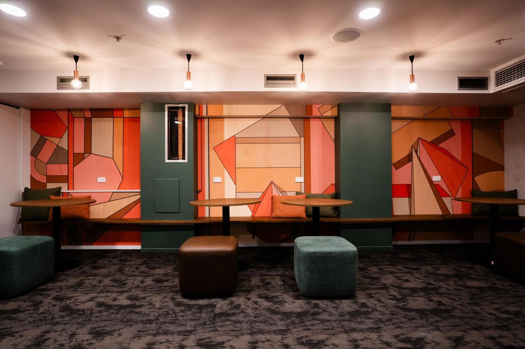 Haka House Wellington Hostel Екстериор снимка The common room at the University of Kent